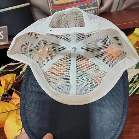 Vintage  JACK DANIELS COUNTRY CLUB 19TH HOLE Mesh Snap Back Hat - Picture 3 of 4